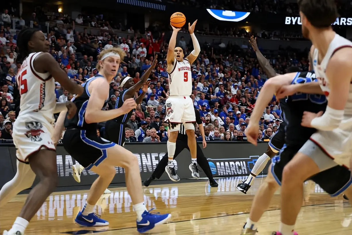 保持在一个 保持在一个