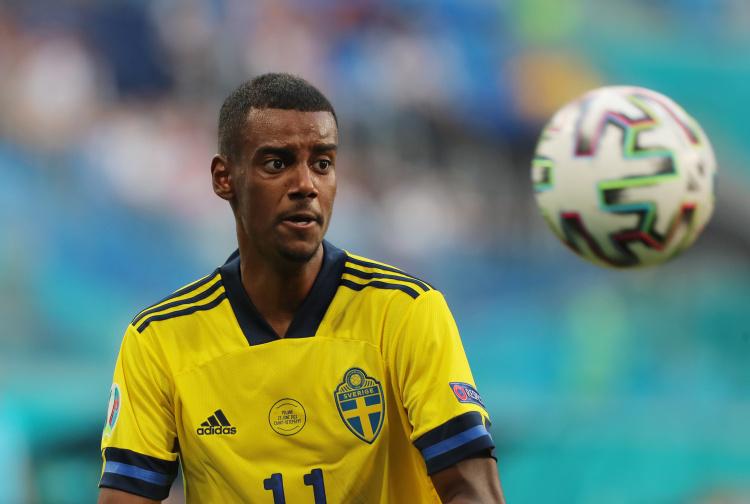 他三个月没, 我们看到了 他三个月没, 我们看到了