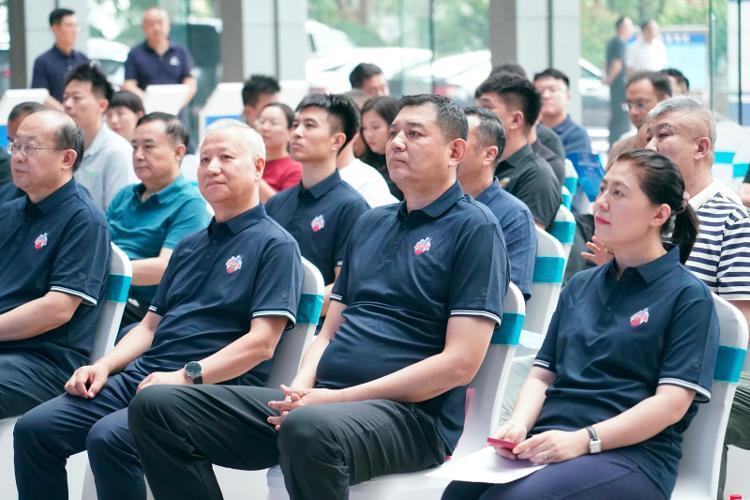 ai, oI, 为山东篮球