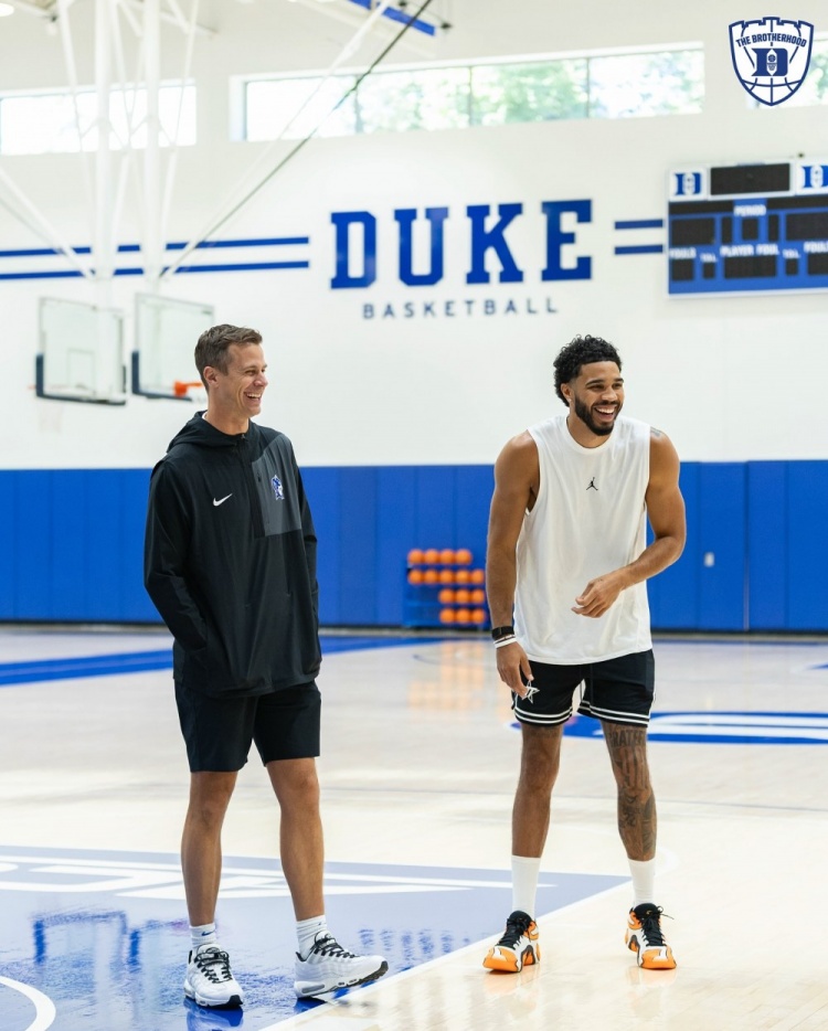 他也是状元, ined, 回母校训练